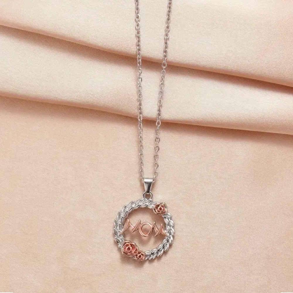 "MOM" Necklace